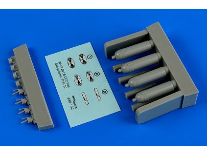 1/48 WW II CO2 PSH-20 fire extinguisher (US ARMY)