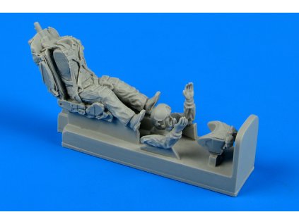 1/48 Fighter Pilot with ej. seat for MiG-21 PFM/MF