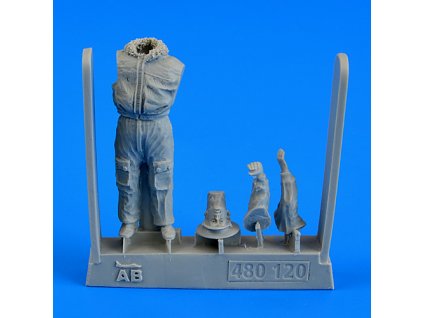 1/48 Soviet Pilot - the Cold War period