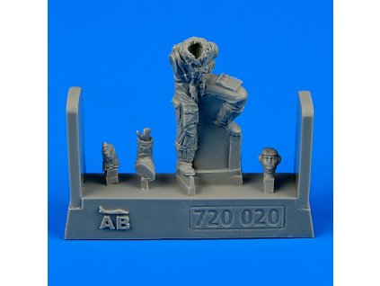29429 1 72 german luftwaffe pilot wwii for bf 109 late version