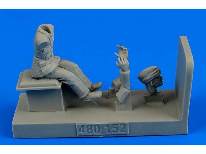 1/48 WWII RAF Driver for Albion Fueller
