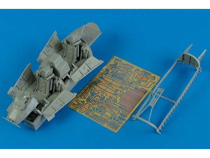 32567 1 32 su 27ub flanker c cockpit set trumpeter