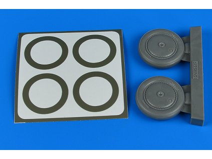 1/32 PZL-11 wheels & paint masks - IBG