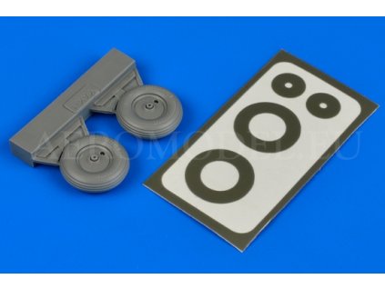 1/48 Yak-1 wheels & paint masks - ACCURATE / EDUARD