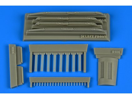 1/48 Su-17/22M3/M4 Fitter K covered chaff/flare dispensers - HOBBY BOSS
