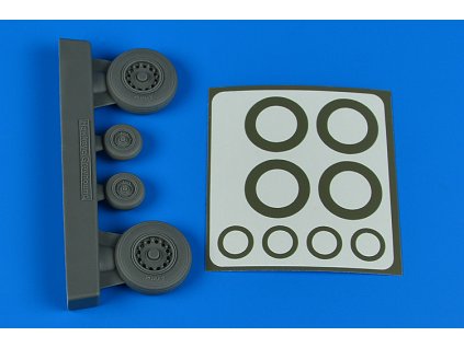 1/48 E-2 Hawkeye/C-2 Greyhound wheels paint masks - KINETIC