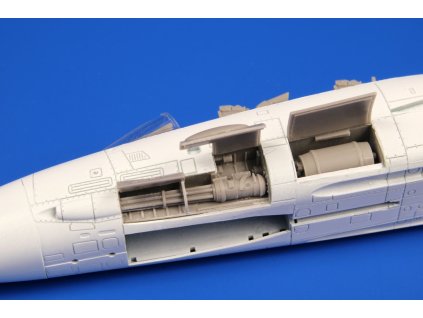 1/72 F-14A Tomcat  Port Side Cannon Installation