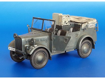 1/35 Stoewer Kfz.2 Radio car