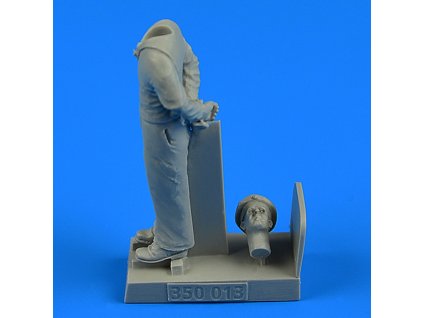 1/35 Kriegsmarine WWII Ceremony - Sailor for German schnellboats, German Human Torpedoes, German mid
