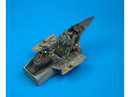 1/32 F-16C Fighting Falcon cockpit set - ACADEMY