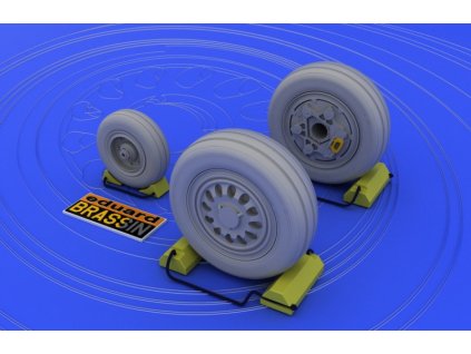 F-16 late wheels  1/48 recommended for KINETIC