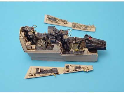 1/48 F-4G Wild Weasel cockpit set - HASEGAWA