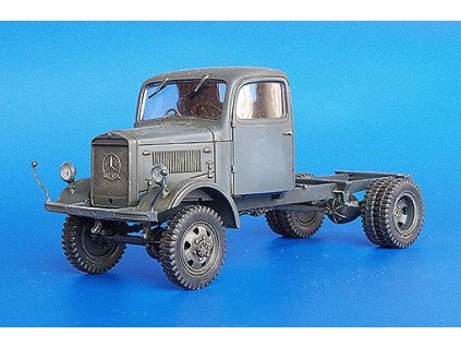 1/35 Mercedes 4x4 chassis