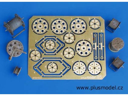 1/35 Operator reels