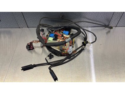 43de6625cc83d6f7904e3b11e35709fb