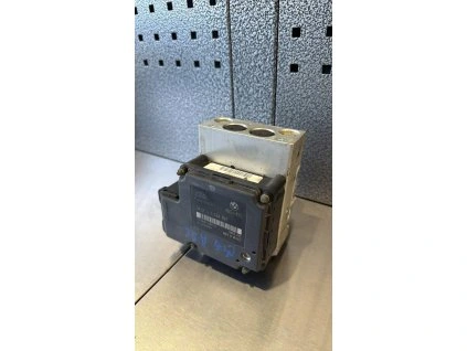 87d49e253e24ab837f87a8a27003b1fe