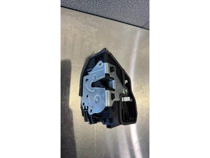 9d75002404a34d37fbb05cf191fe4d66