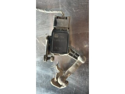 4d7c5c921f99ce955bbfec1ce386d099