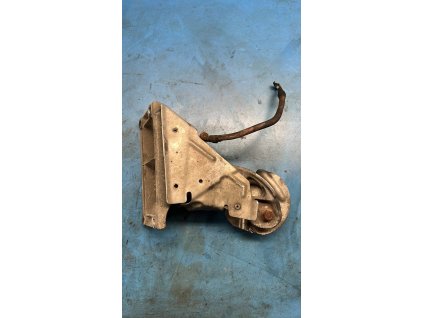 E9CF4E0D 89CA 4F13 BE6B 1A1AE8C82E06