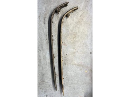 821A83D6 1D99 4F84 B7EB 4C7C42E5B828