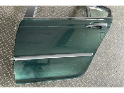 8ADCE7D2 104E 4972 A176 189D9788FEFE