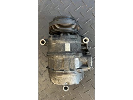 E7F40AF7 1818 461F 88DF 0BCC104E4D22