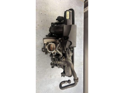 C9858B8F A6A6 49D2 81C7 7CD12A24078A