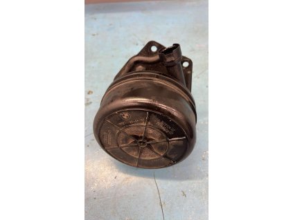 19E09B64 AEF4 4438 99E0 83FA4471B302