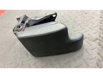 ADBDF5D3 B2AF 4D6A 8D4A 3D4DC1AAA79C