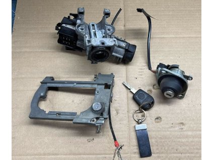 1E667840 C15D 4B51 BBD5 6C841BC878B6