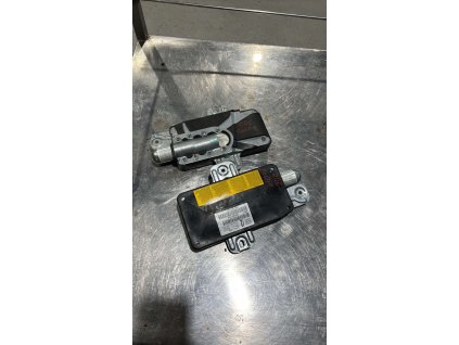 4F763BB7 DAC1 4C7C 93EF 3152E8EECF9D