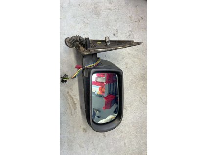 02FFF55E CD38 466F 81A2 DE58F5928E40