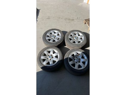 5b135cf84f9a80706d67de47695cd2fe