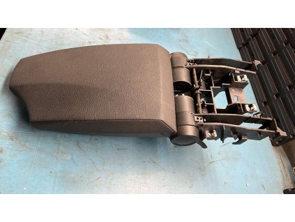 024878b6d6a478fbb1bbd1694681e70a