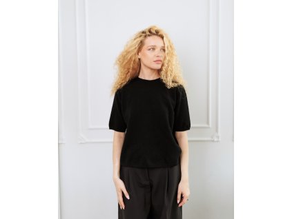 cerne damske tricko z ciste vlny s kratkym rukavem astely.store