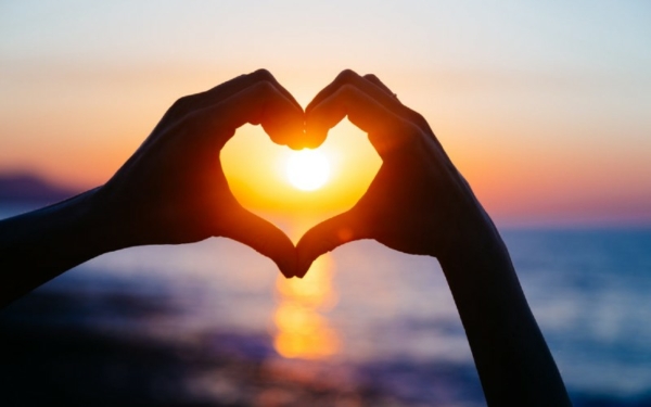 Valentin-nap: A szerelem és összetartozás szimbóluma