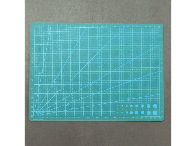Rezacia podložka 30x22cm, hrúbka 3mm, zelená