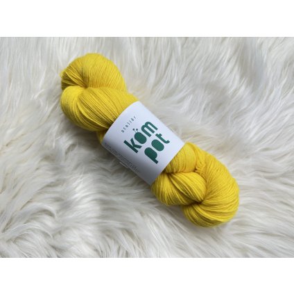 Ručně barvená ponožková příze –  Žlutá