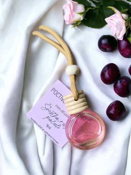 VŮNĚ DO AUTA ŠVESTKA, RŮŽE A PAČULI