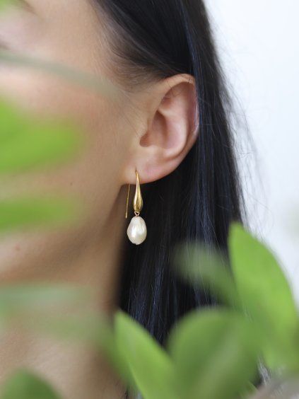 VISACÍ NÁUŠNICE KAPKY