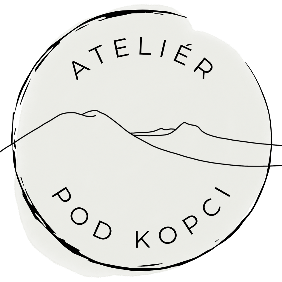Ateliér pod kopci