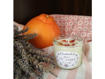 JSEM NA DOBRÉ VLNĚ