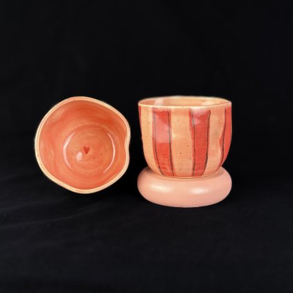 Mačkaný kalíšek, II. Jakost