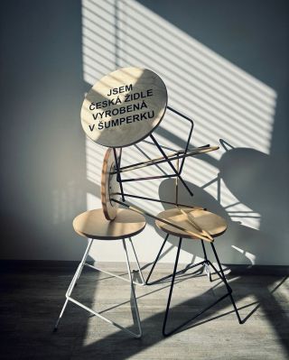 V jednoduchosti je krása✨ České židle vyrobené v podhůří Jeseníků. Podstivé zpracování a nadčasový styl pro váš domov....