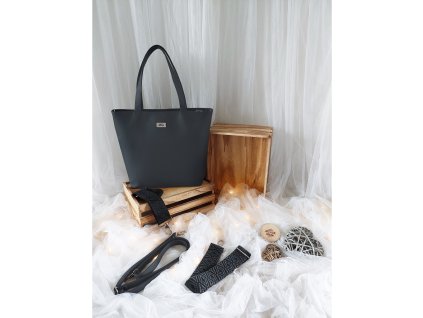 Petra i s popruhy antra