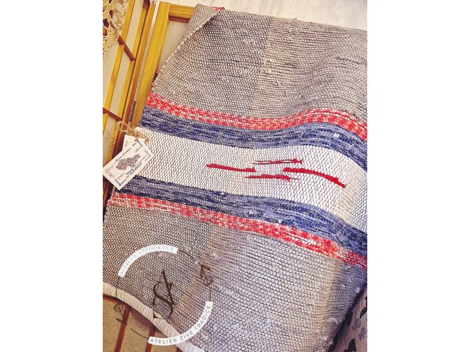 Tkaný kobereček "3"