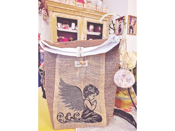 Kabelka hnědá "Andělíček"