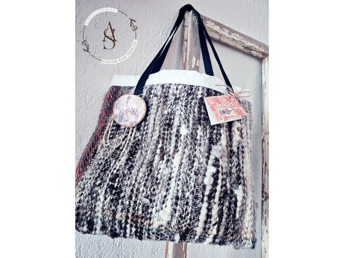 Tkaná taška - hnědá.