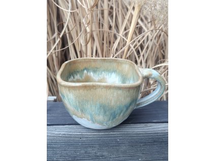 Hrnek keramický hranatý