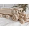 54751 dreveny traktor s vleckou
